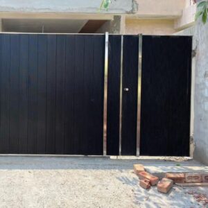 New A Distinctive Symmetrical Steel Gate